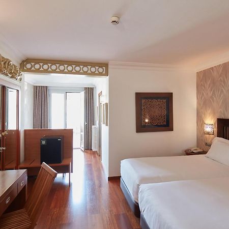 Sercotel Hotel President Figueres  Ngoại thất bức ảnh