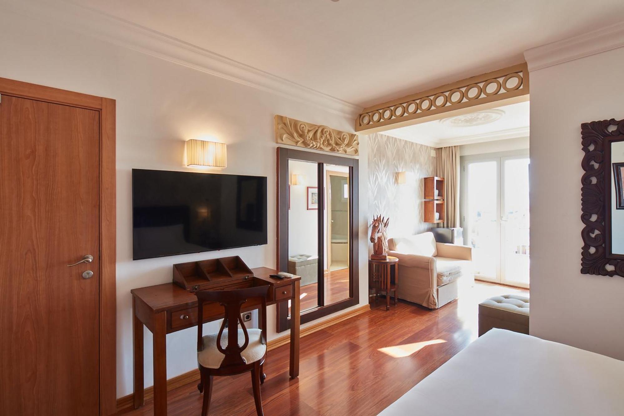Sercotel Hotel President Figueres  Ngoại thất bức ảnh