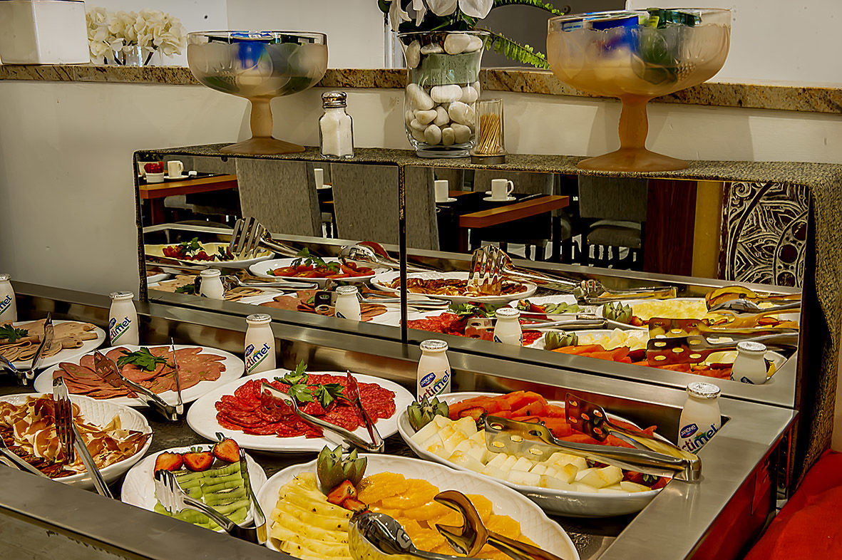 Sercotel Hotel President Figueres  Ngoại thất bức ảnh