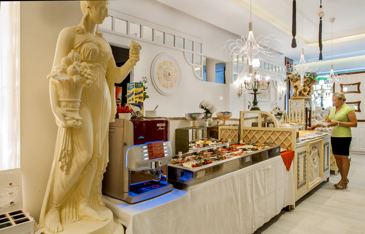Sercotel Hotel President Figueres  Ngoại thất bức ảnh