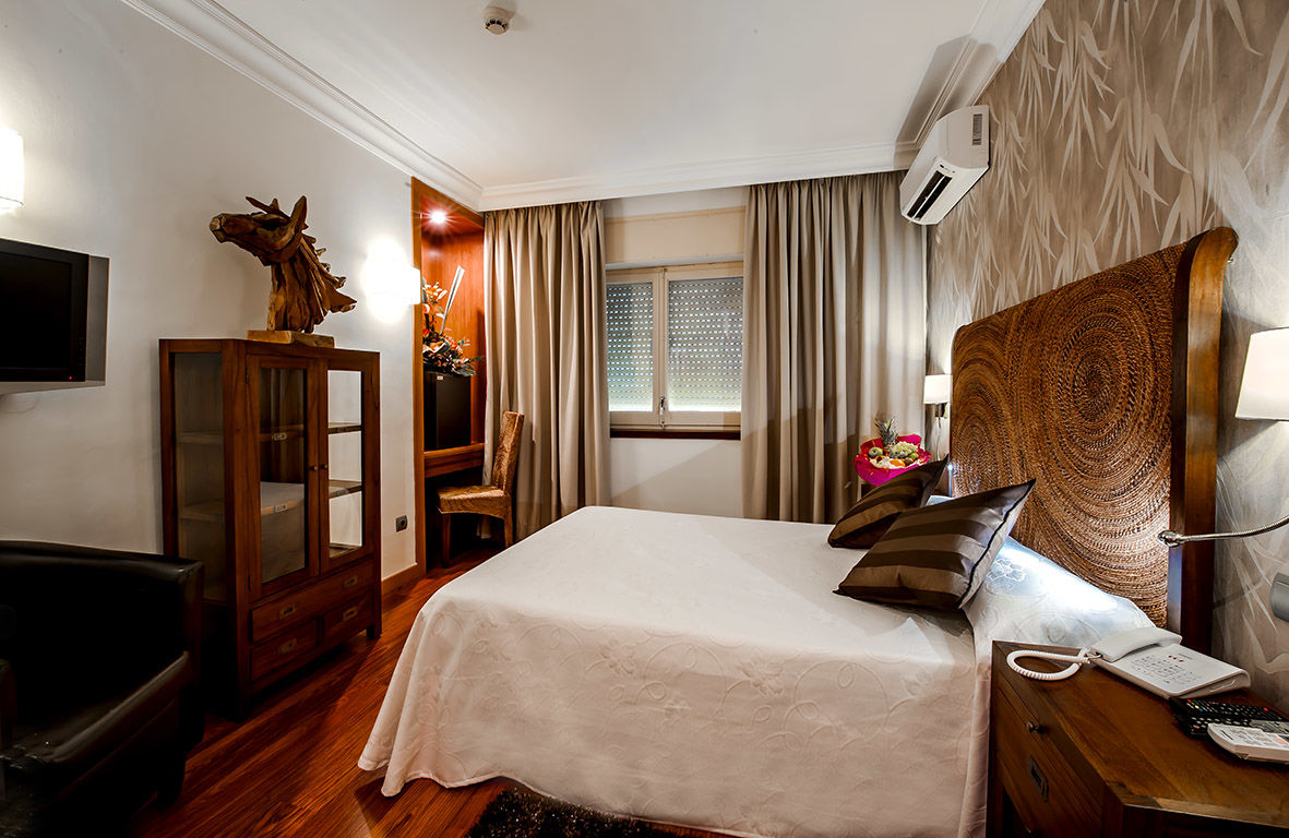 Sercotel Hotel President Figueres  Ngoại thất bức ảnh
